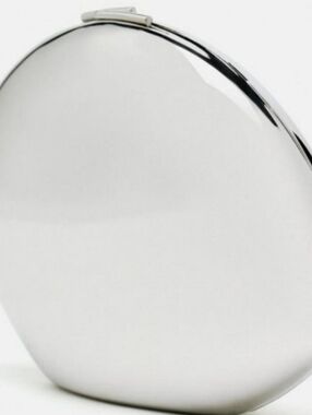 Silver  Metallic Oval Shaped   Clutchbag